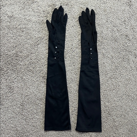 Vintage Elegant Black Long Opera Gloves - Picture 4 of 5